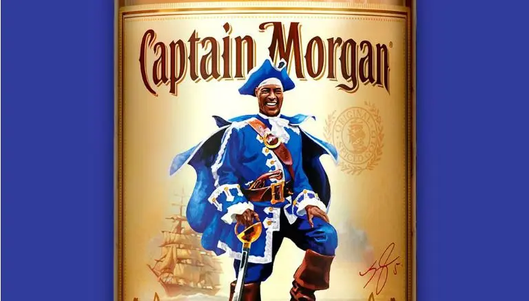 Capitán Morgan crea botella especial de jugador del Leicester