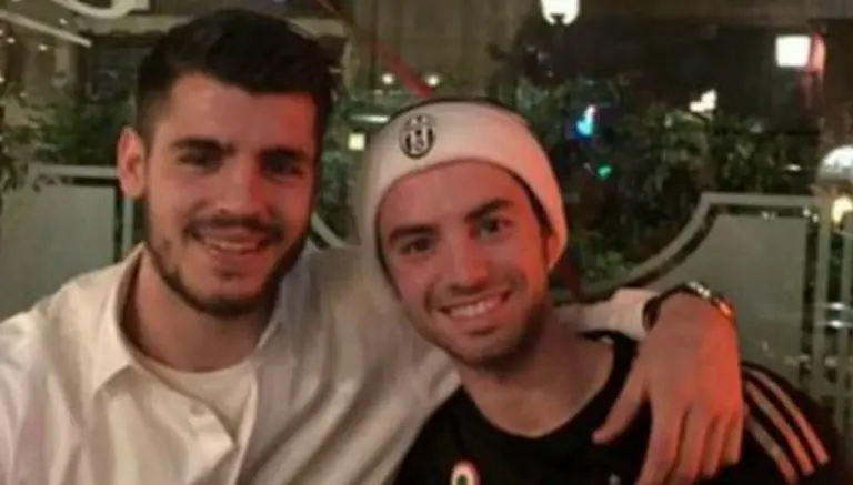 Morata sorprende a fan y lo invita a cenar