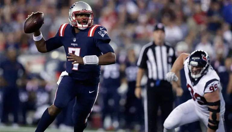 Brissett también se lesiona y Patriotas se quedan sin QB