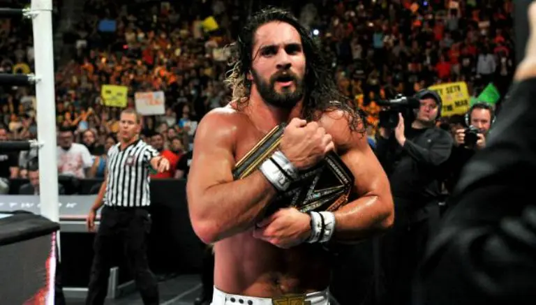 Seth Rollins retiene un campeonato y pierde otro en Night of Champions