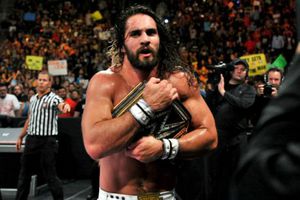 Seth Rollins retiene un campeonato y pierde otro en Night of Champions
