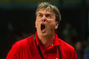 Valdeolmillos, suspendido un partido por conducta antiética