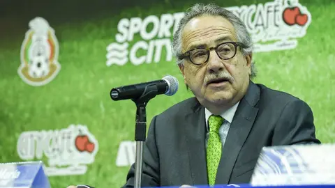 'Tenemos que soñar que podemos hacer un Mundial': Decio