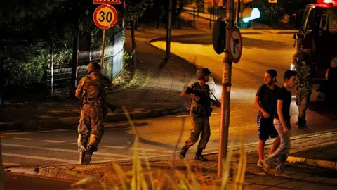 Ejército intenta golpe de Estado en Turquía