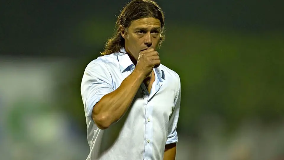 Almeyda no habría tenido contacto directo con Bielsa