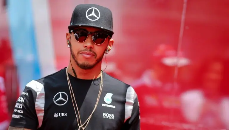 Lewis Hamilton, piloto de Mercedes, al termino del GP de China | EFE