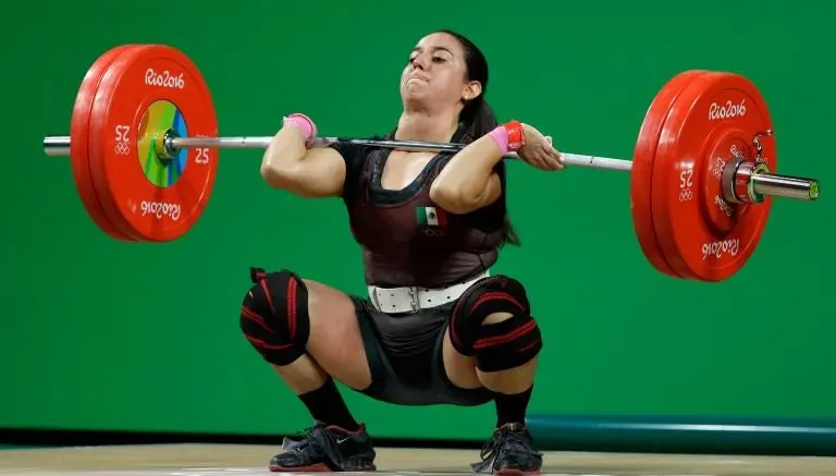 Alicia Gurrola termina quinta en levantamiento de pesas