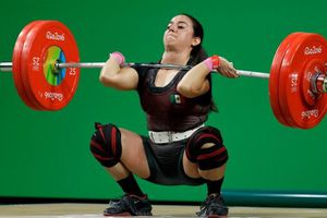 Alicia Gurrola termina quinta en levantamiento de pesas