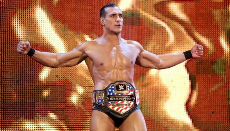 Alberto Del Río vence a Kalisto y recupera el título de EU