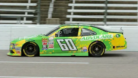 RÉCORD y Kacang te invitan a la NASCAR