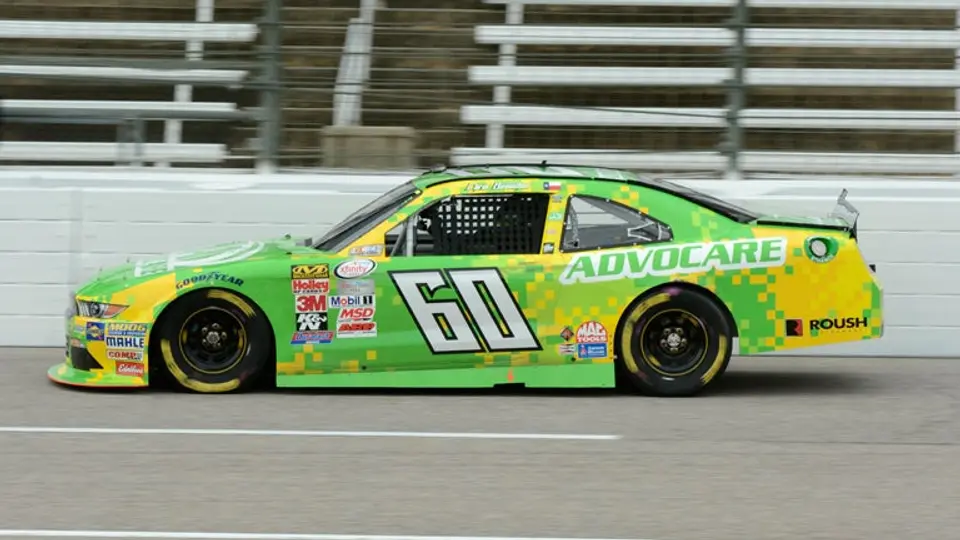 RÉCORD y Kacang te invitan a la NASCAR
