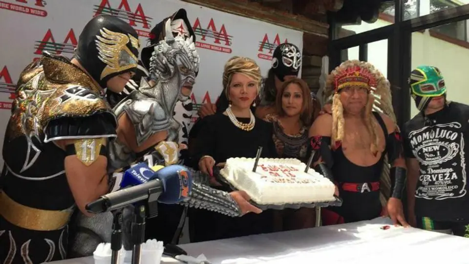 Mundo del pancracio festeja Día de la Lucha Libre