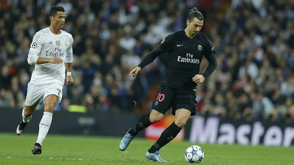 Comentarista chino se queda dormido en el Real Madrid-PSG