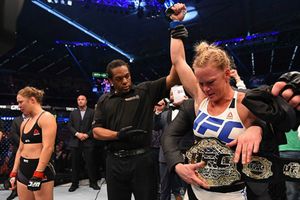 'Holly Holm nunca saldrá de la sombra de Rousey': Mike Tyson