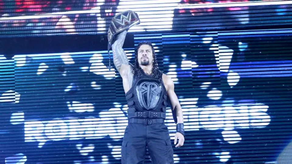 Roman Reigns retiene el título contra AJ Styles en Payback