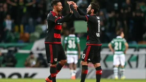 Sin CH7, Bayer da golpe contundente en Europa League