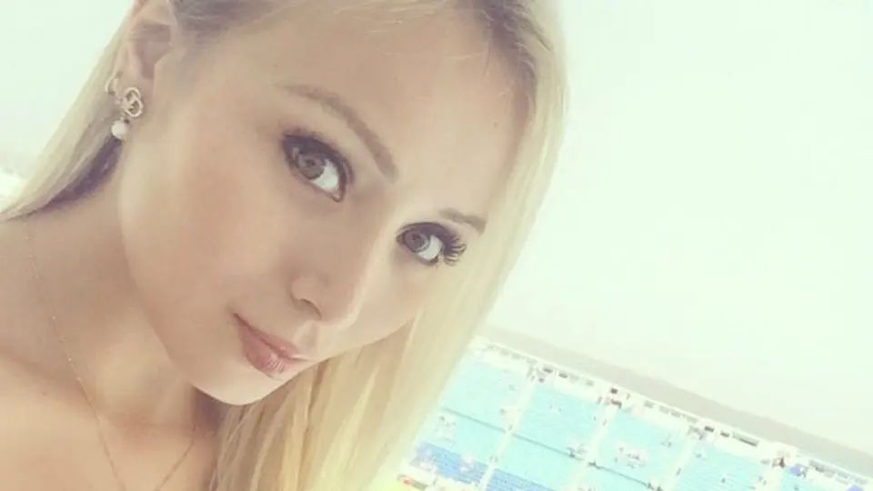 Daniella Chávez roba suspiros en el Estadio Azul