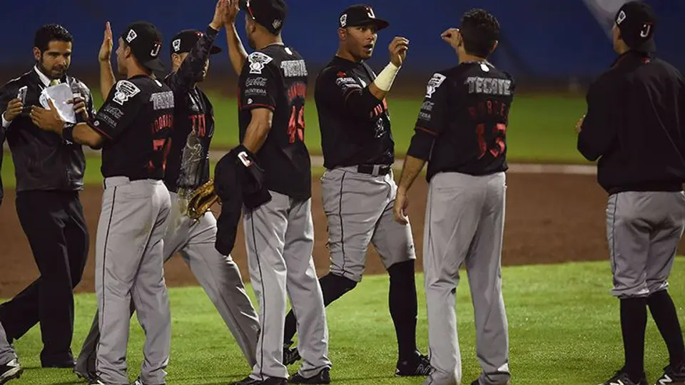 Toros obliga al sexto juego de la Serie del Rey