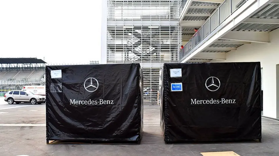 Equipos de F1 empiezan a llegar al AHR