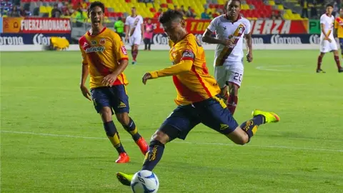 Monarcas busca salvarse y dar pelea contra Gallos