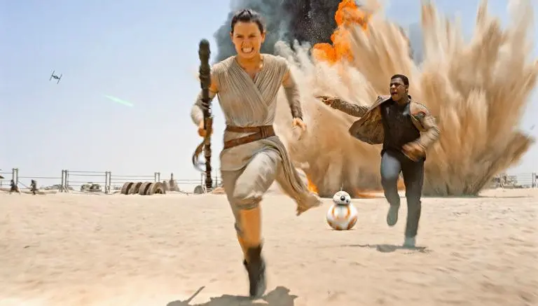 Exponen errores en Star Wars: The Force Awakens
