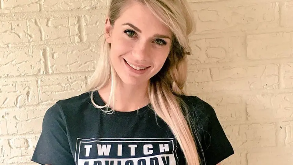 Streamer de Twitch, 'banneada' por mostrar partes íntimas