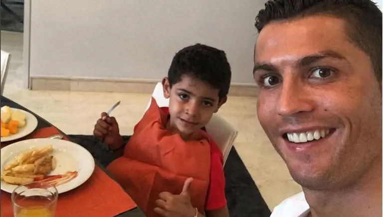 Cristiano buscaría ser padre por segunda vez
