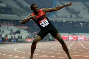 Bolt regresa con impresionante triunfo previo a Río