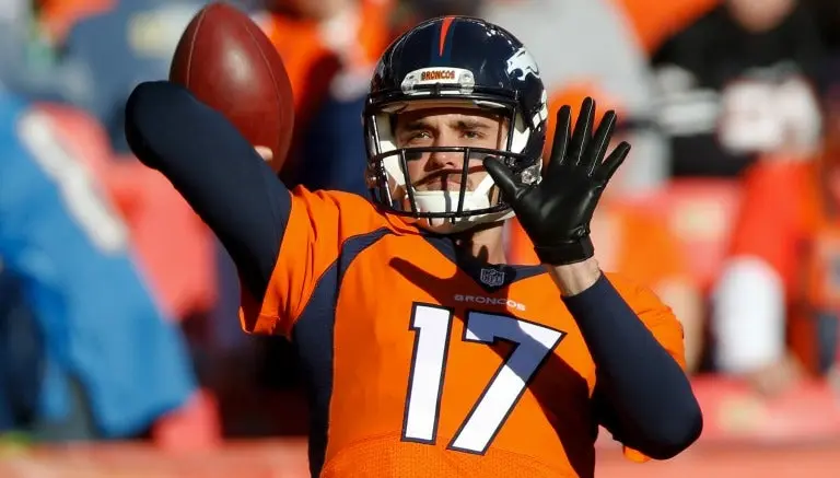 Osweiler abandona a Broncos y firma con Texanos