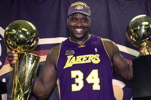 Shaq, Iverson y Ming, al Salón de la Fama del Basquetbol