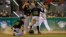 Pericos despierta en Tijuana y empata la Serie del Rey