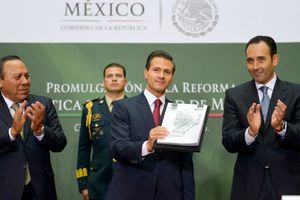 EPN oficializa cambio al DF como Ciudad de México
