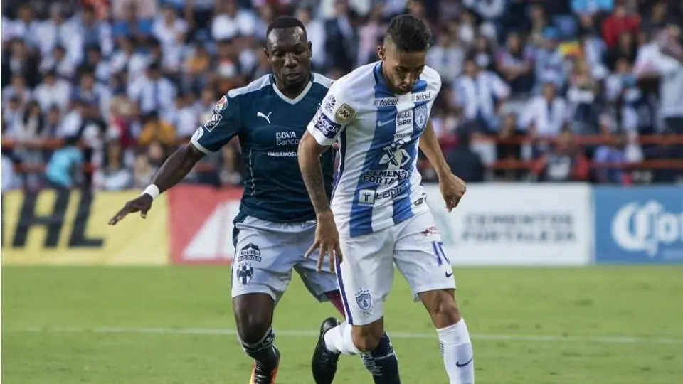 Pachuca y Rayados dividen puntos y dejan escapar la cima