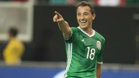 México se impone con lo justo a Paraguay