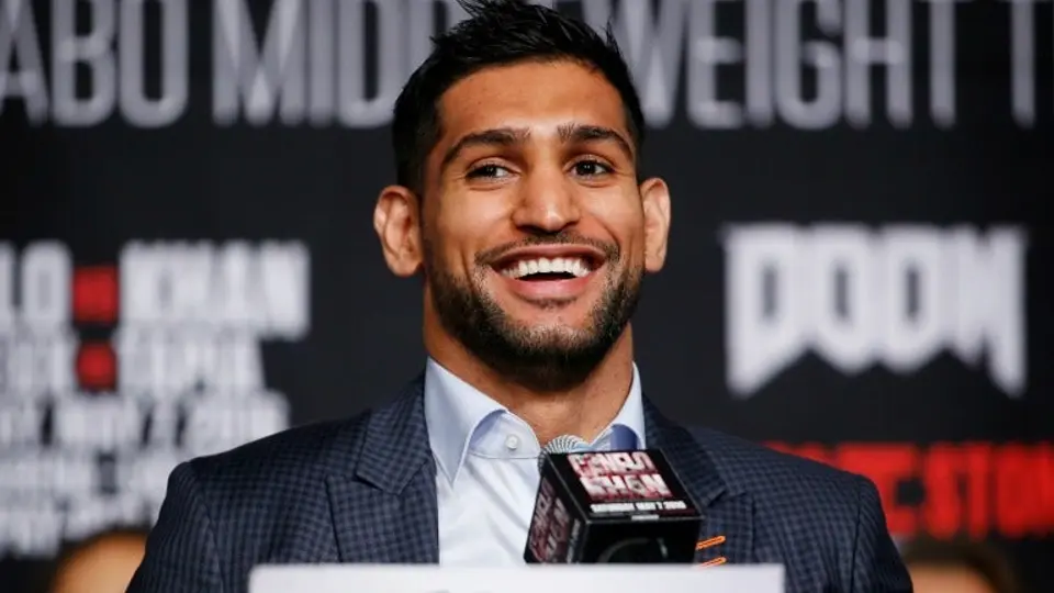 Khan se inspira en el Leicester para vencer a Canelo