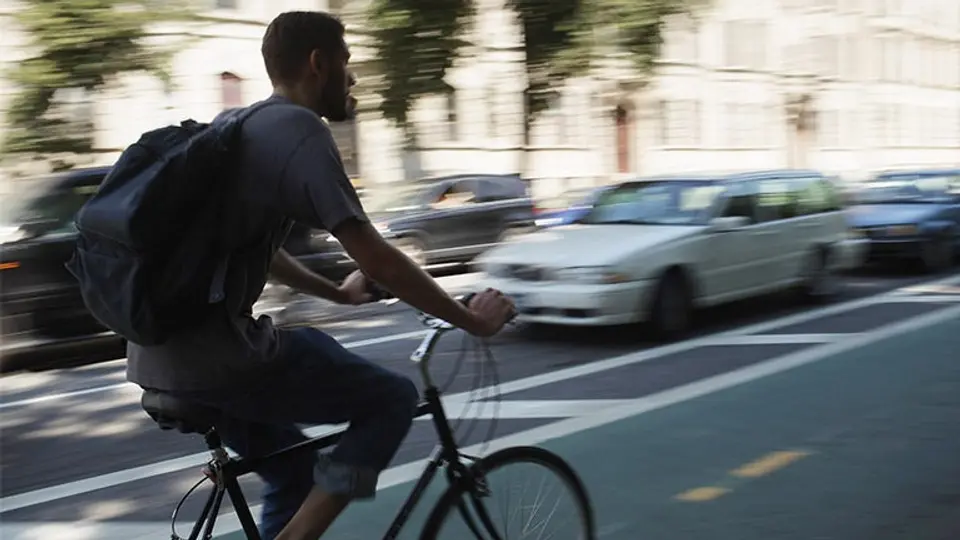 Rutas para ciclistas ya se muestran en Google Maps