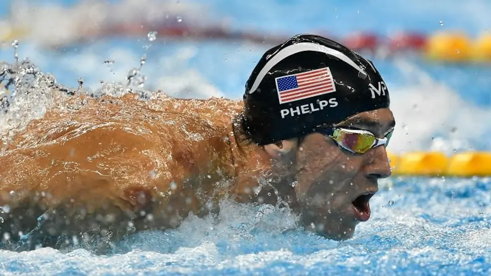 Phelps rompe récord Olímpico de 2 mil años