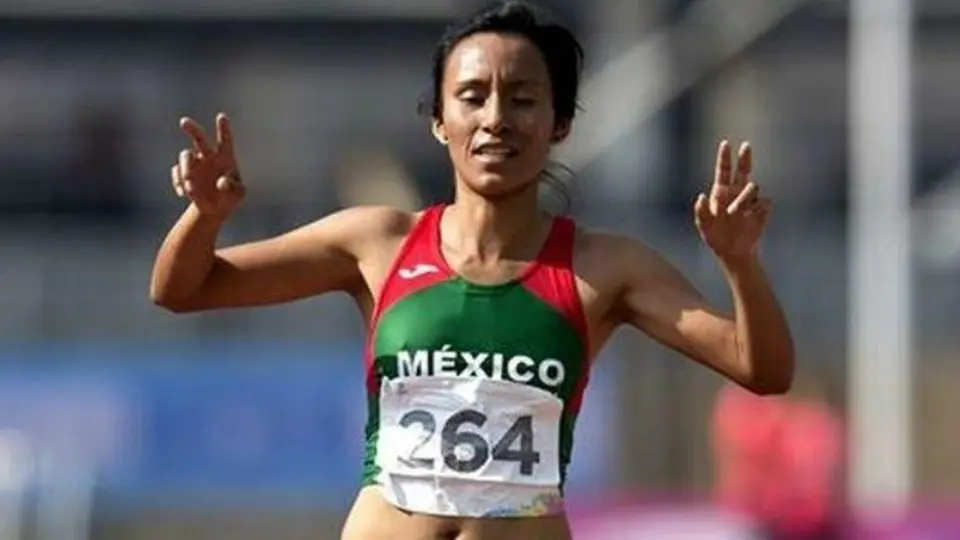 Brenda Flores ve poco realista una medalla en Río 2016