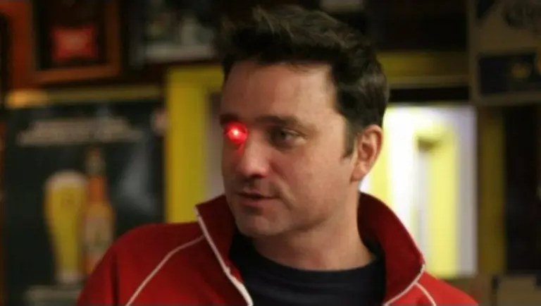 Rob Spence, el 'Terminator' de la vida real