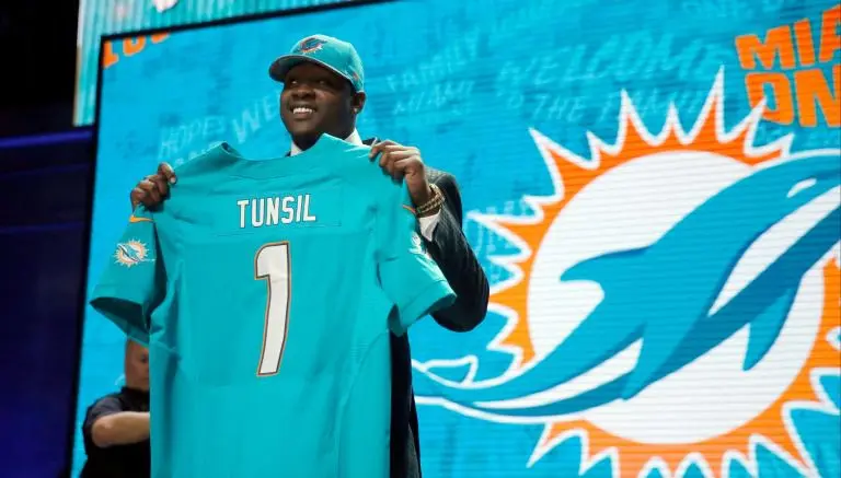 Laremy Tunsil, la 'joya' que adquirió Miami