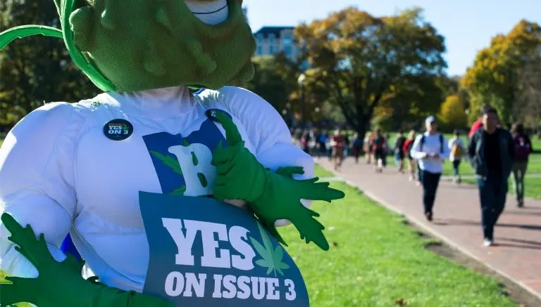 Votantes en Ohio rechazan legalización de marihuana