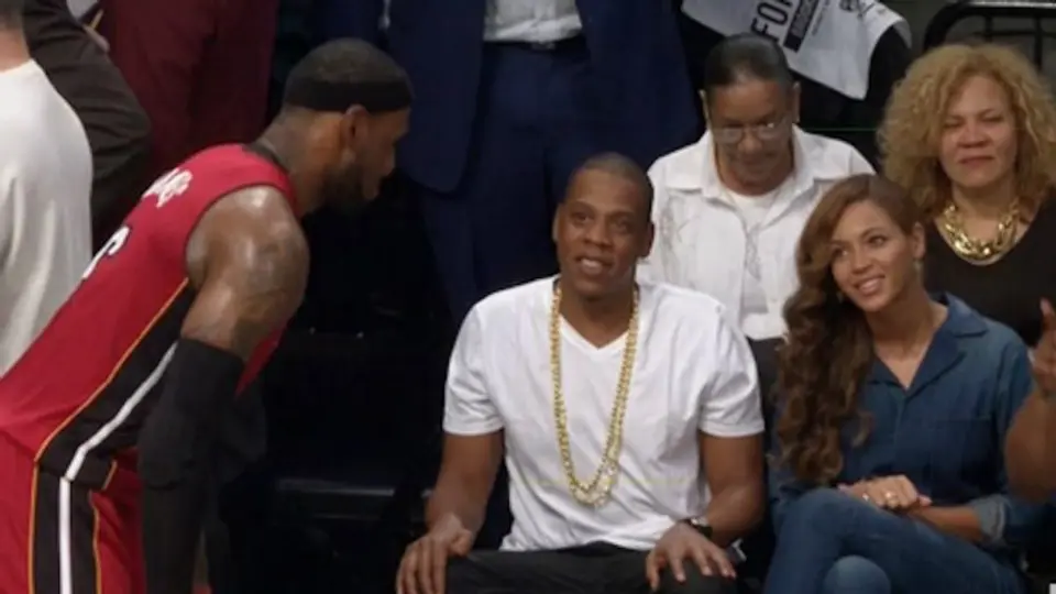 Beyoncé, 'jovencita enamorada' de LeBron