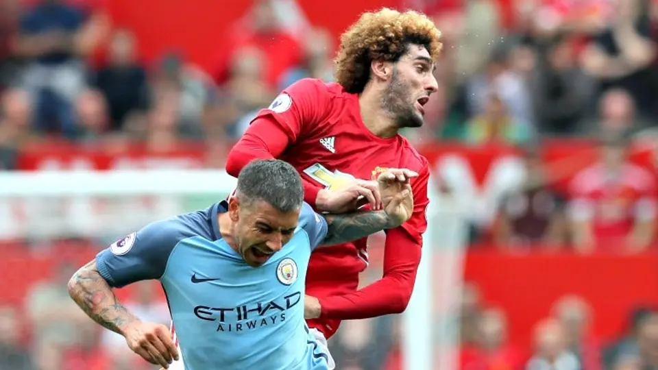 Kolarov se queda chimuelo tras el Derbi de Manchester