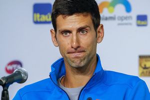 Djokovic se disculpa por declaraciones sobre tenis femenil