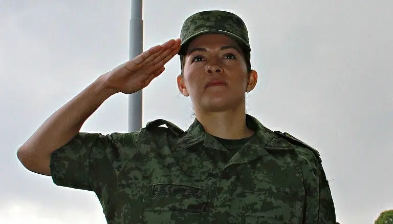 Deportistas aztecas, orgullosos de pertenecer al ejército