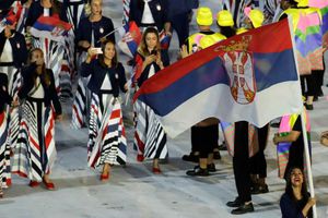 Serbios sufren asalto en camión en Río