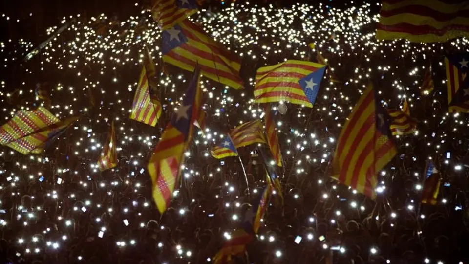 Catalunya busca abrir una puerta rumbo a la independencia