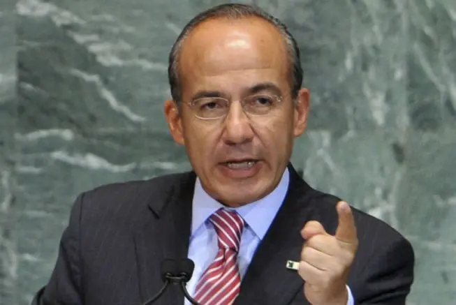 Felipe Calderón sufre accidente en Quintana Roo