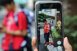 Usuario encuentra 2 mil dls mientras jugaba Pokémon GO