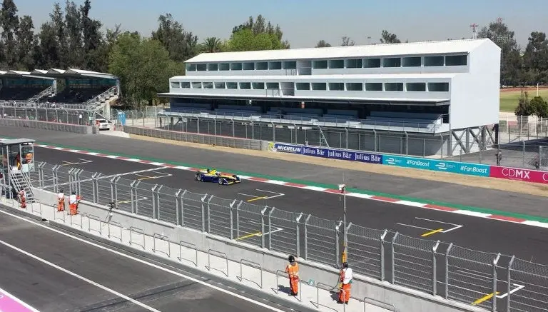 Buemi registra el mejor tiempo en prácticas del ePrix México